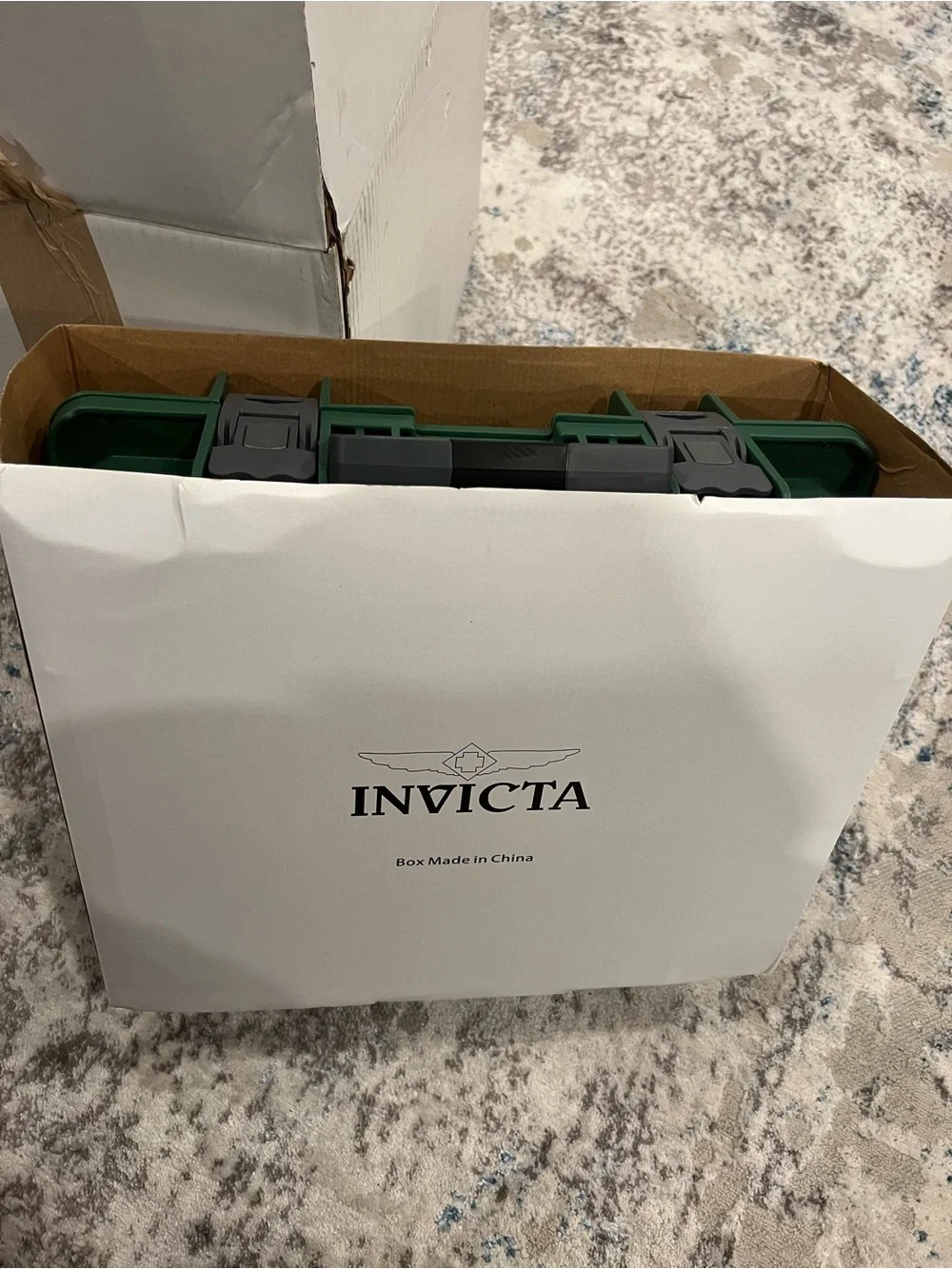 Invicta Reserve Green Case with Gold Logo